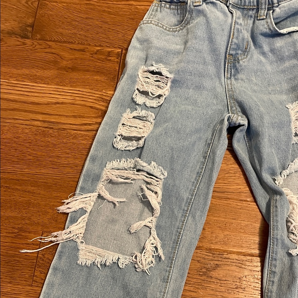 SHEIN Girls Light Blue Distressed Denim Pants - Picture 4 of 12